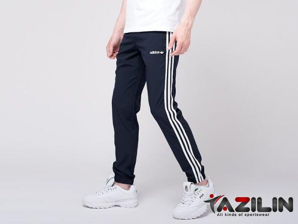 Comparison of purchase price of adidas pants types in April 2023